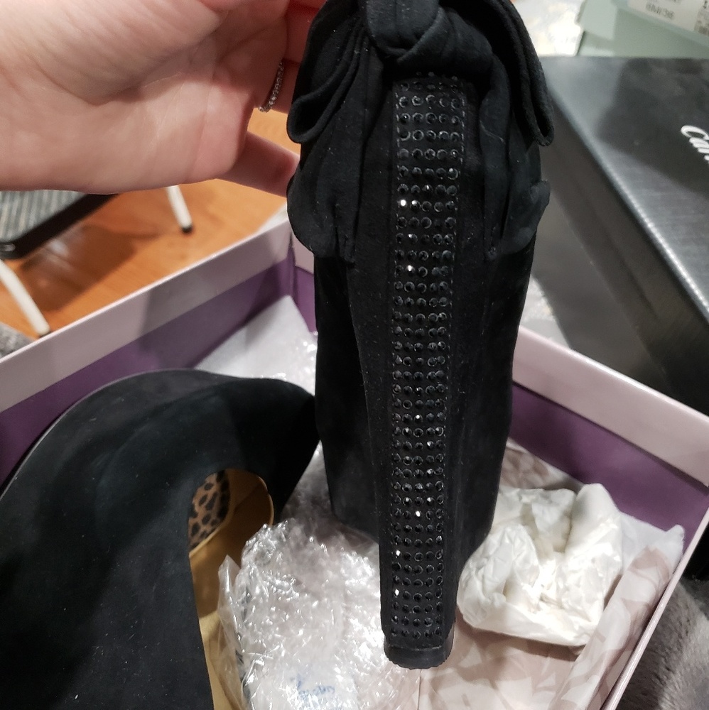 Black Wedge heels